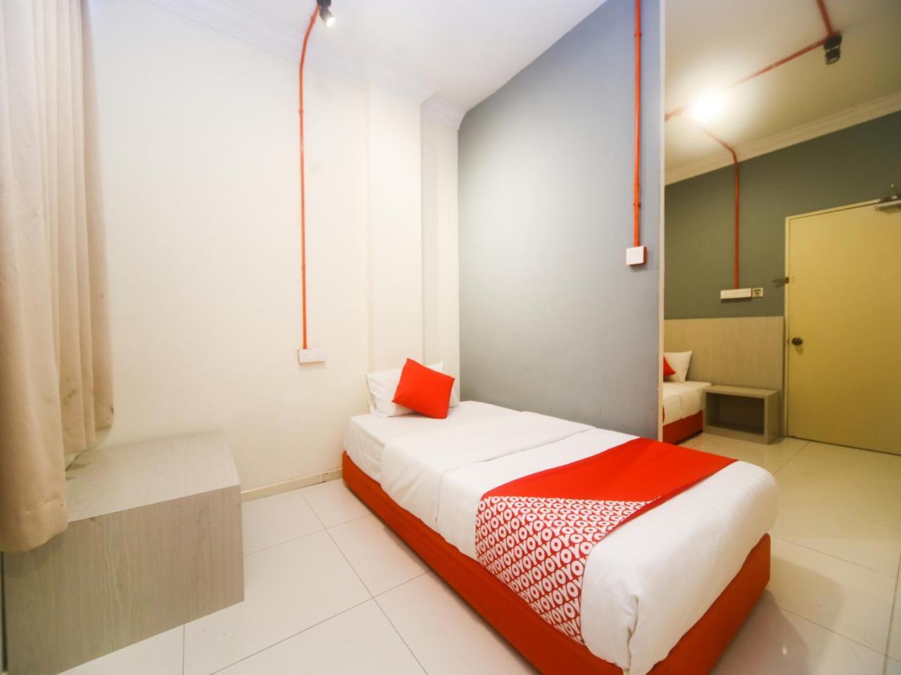Oyo 727 Hotel Rafflesia Kota Kinabalu Kültér fotó