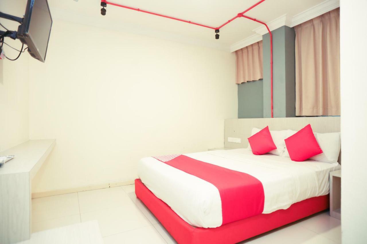 Oyo 727 Hotel Rafflesia Kota Kinabalu Kültér fotó